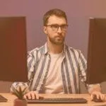 Hiring Dedicated Software Engineers vs Freelance Developers: Pros and Cons